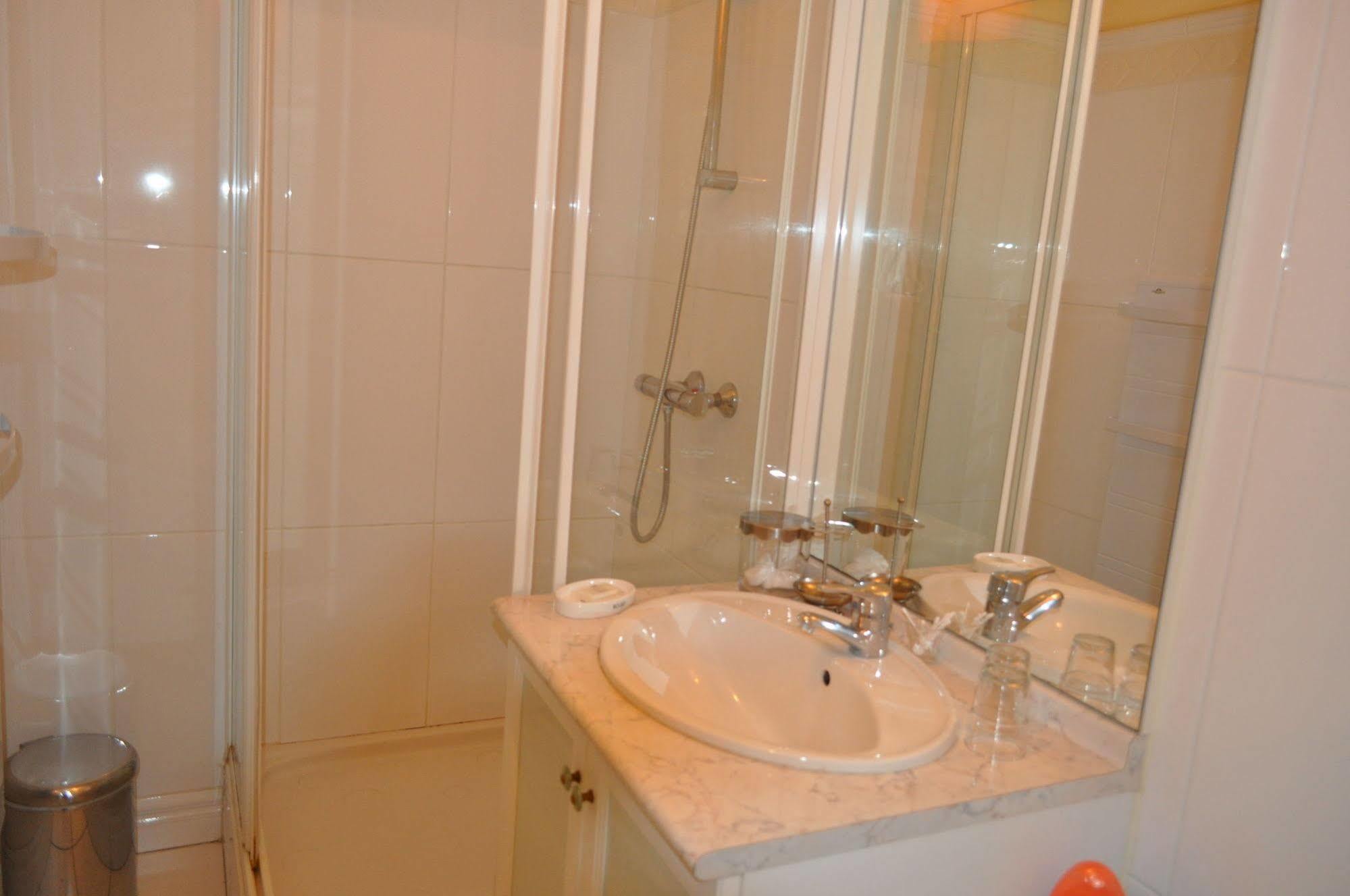 Le Chateau Des Ormes Bed & Breakfast Lambersart Exterior foto